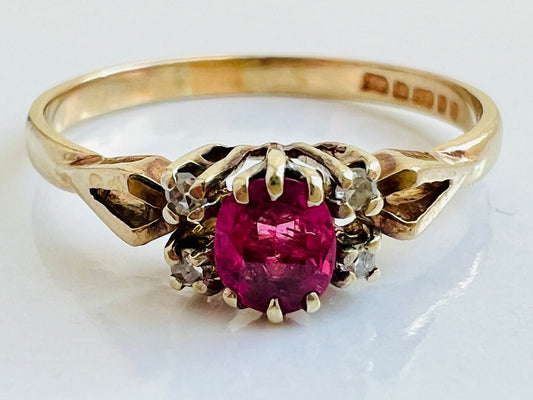 Vintage 9ct Gold Ruby & Diamond Ring