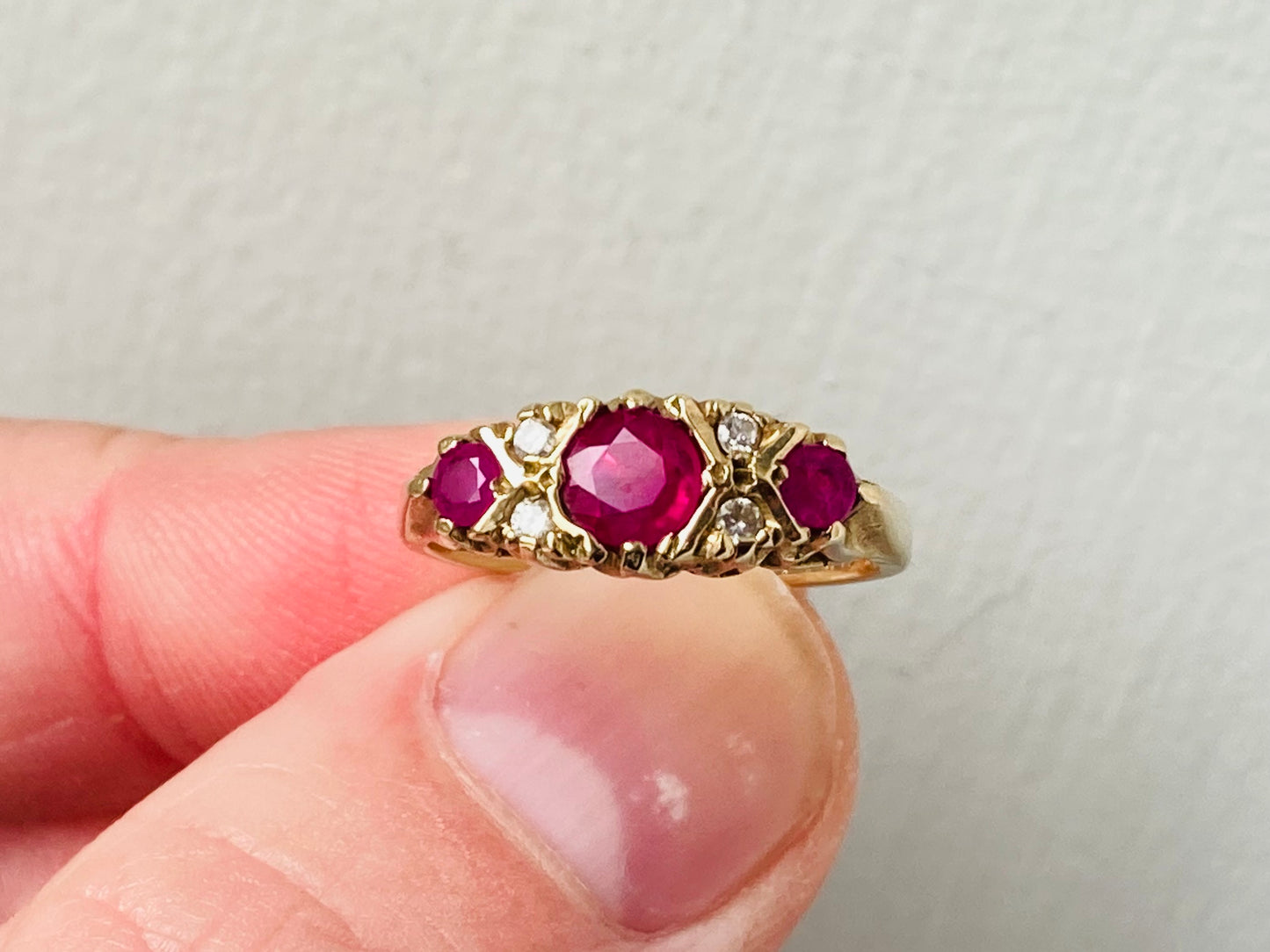 9ct Gold Ruby & Diamond Ring