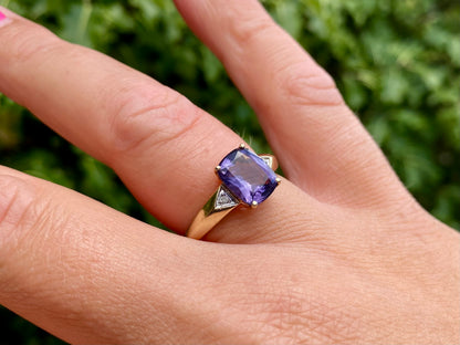 9ct Gold Iolite & Diamond Ring