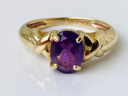 9ct Gold Amethyst Ring