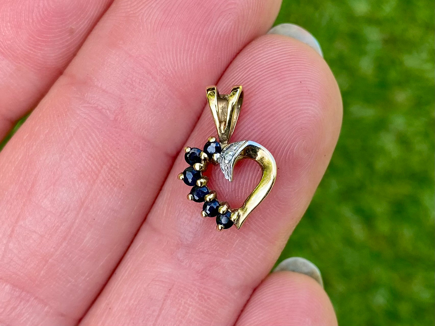 9ct Gold Sapphire & Diamond Heart Pendant