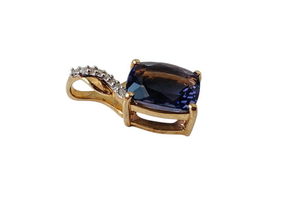 9ct Gold Iolite & Diamond Pendant