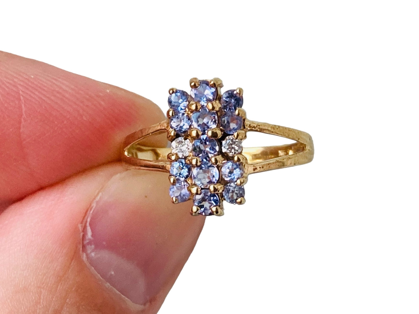 9ct Gold Tanzanite & Diamond Ring