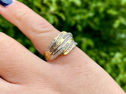 9ct Gold Diamond Ring