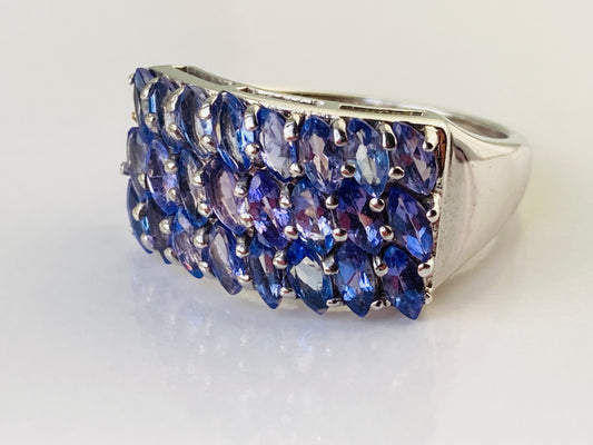 9ct Gold Tanzanite Ring