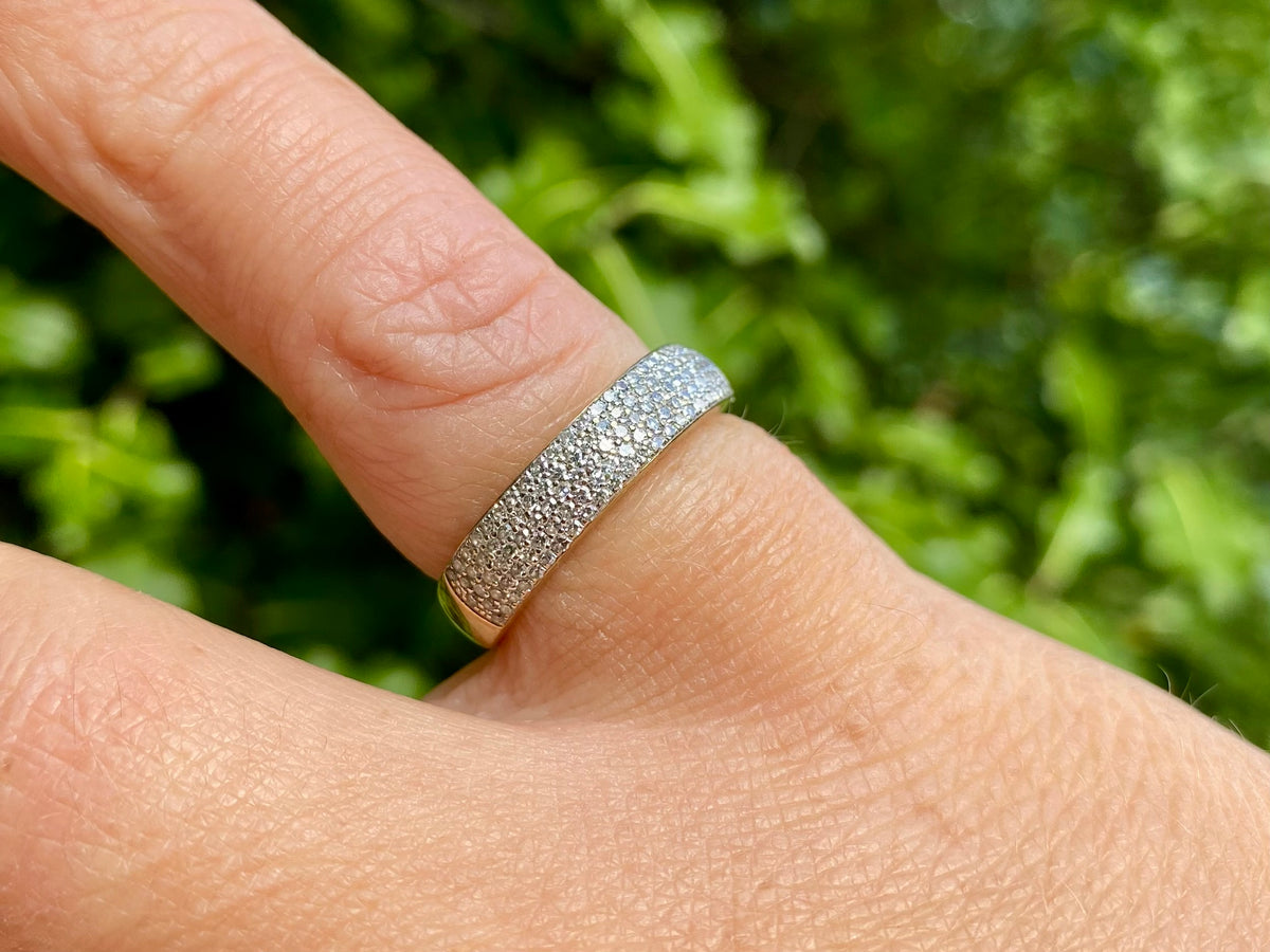 9ct Gold Diamond Ring