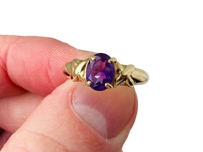 9ct Gold Amethyst Ring
