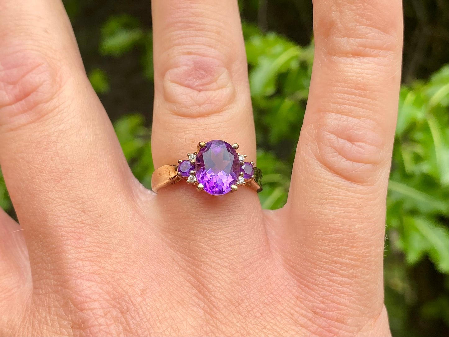 9ct Gold Amethyst & Diamond Ring