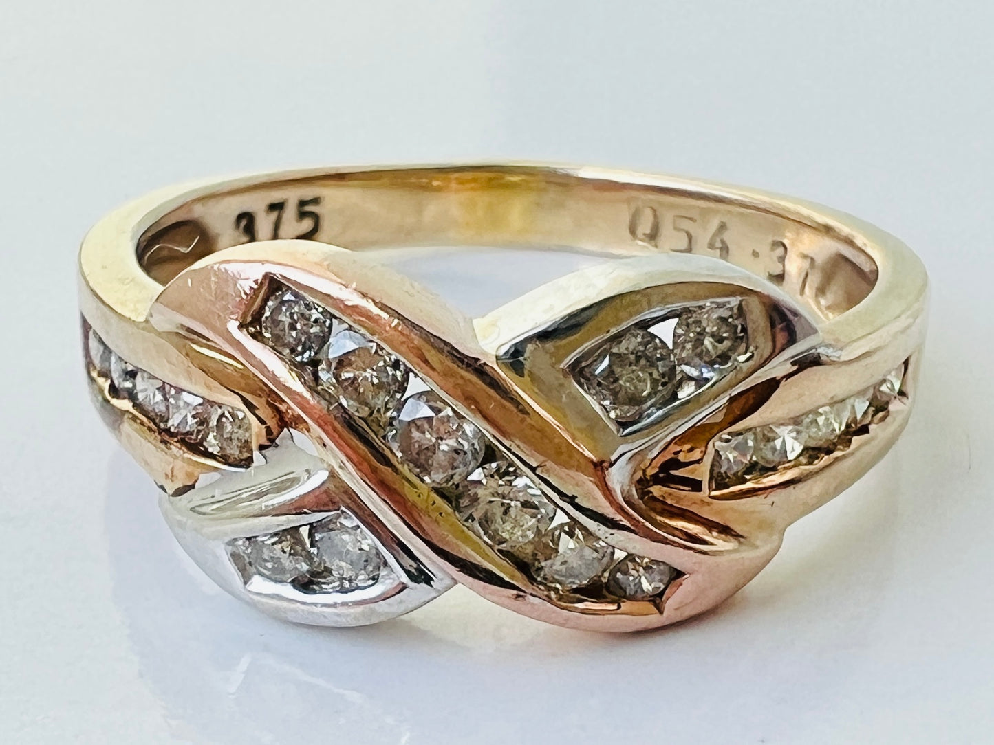 9ct Gold Diamond Cross-Over Ring