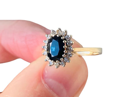 Vintage 9ct Gold Sapphire & Diamond Ring