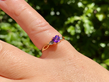 9ct Gold Amethyst & Diamond Heart Ring