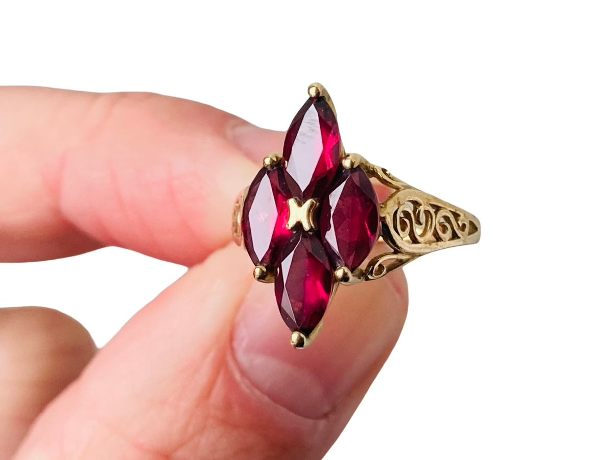 9ct Gold Rhodolite Garnet Ring
