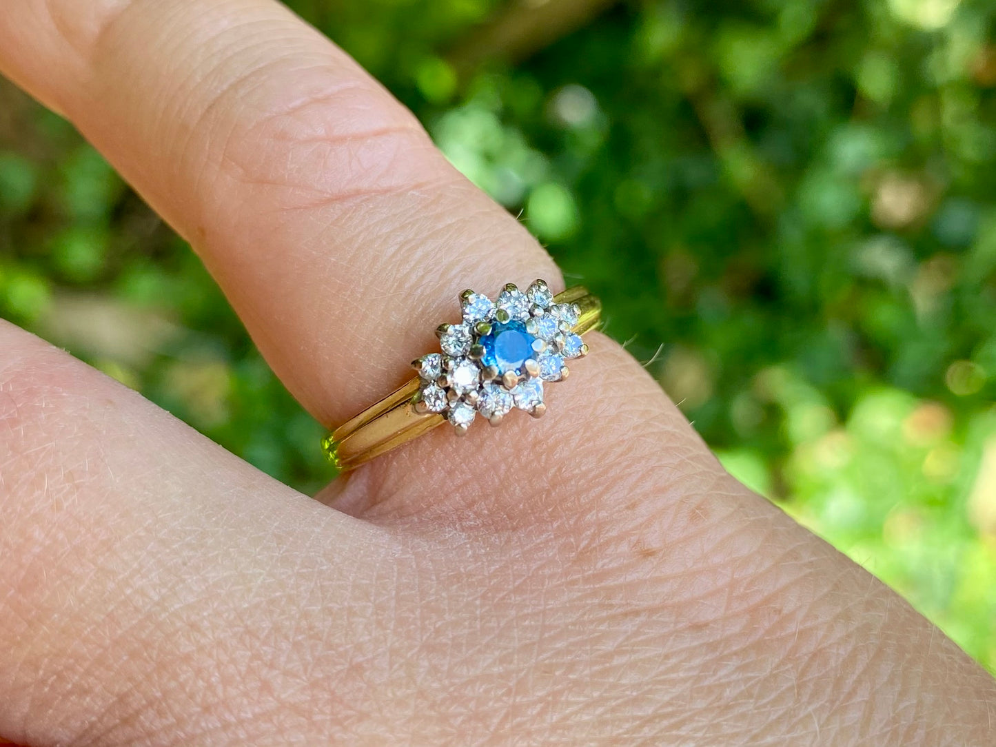 Vintage 18ct Gold Sapphire & Diamond Ring