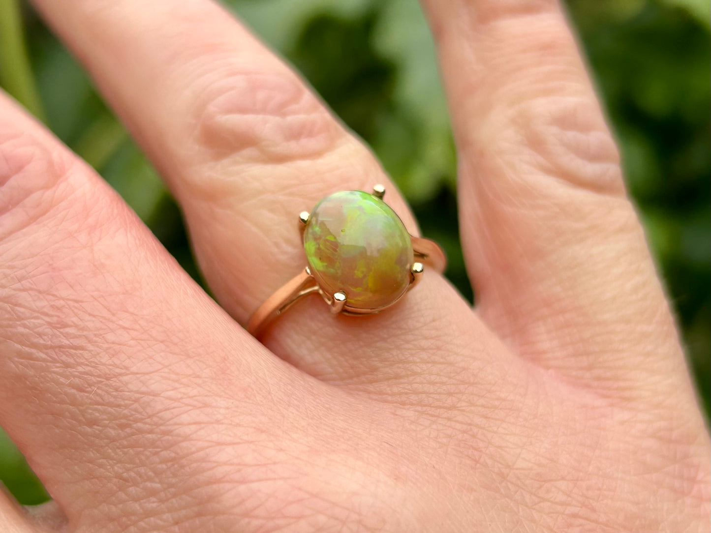 9ct Gold Opal Ring