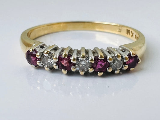 Vintage 18ct Gold Ruby & Diamond Ring