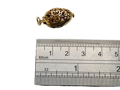 Vintage 9ct Gold Opening Egg Pendant or Charm