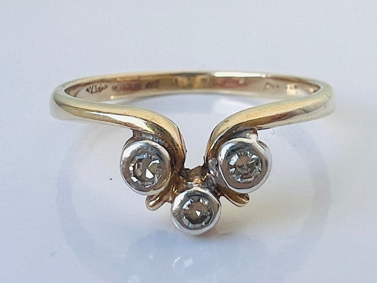 Vintage 9ct Gold Diamond Ring