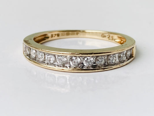 9ct Gold Diamond Ring