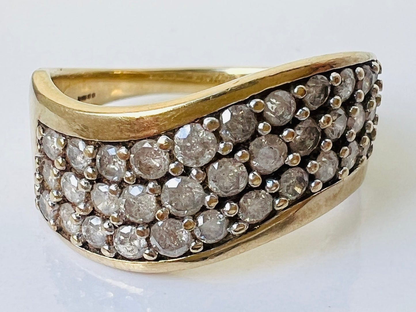 9ct Gold Diamond Ring