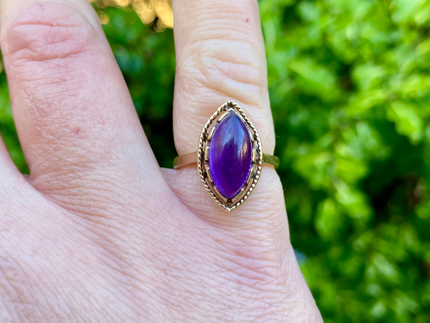 Vintage 9ct Gold Amethyst Ring