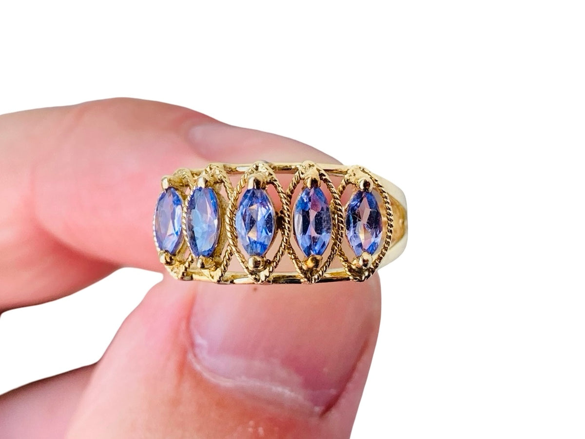 9ct Gold Tanzanite Ring