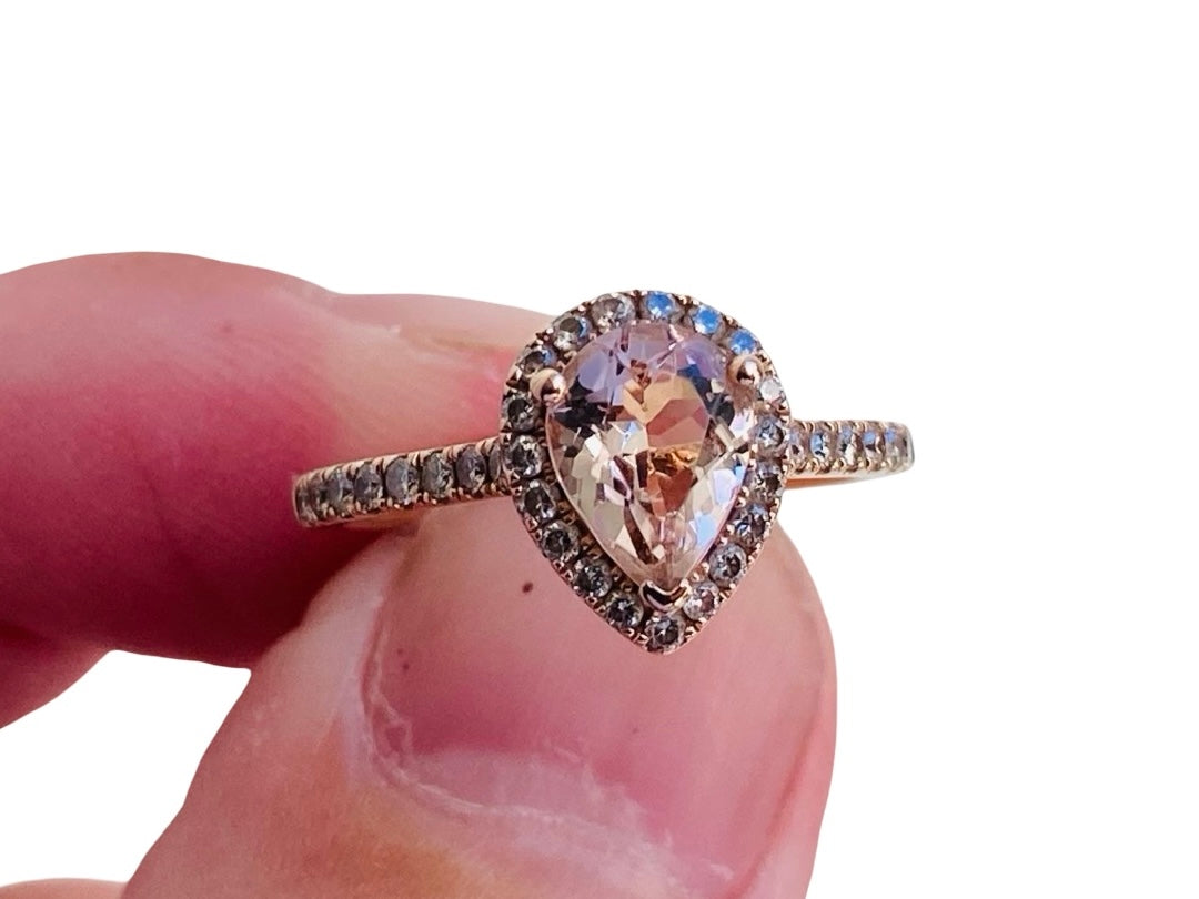 14ct Gold Le Vian Morganite & Diamond Ring