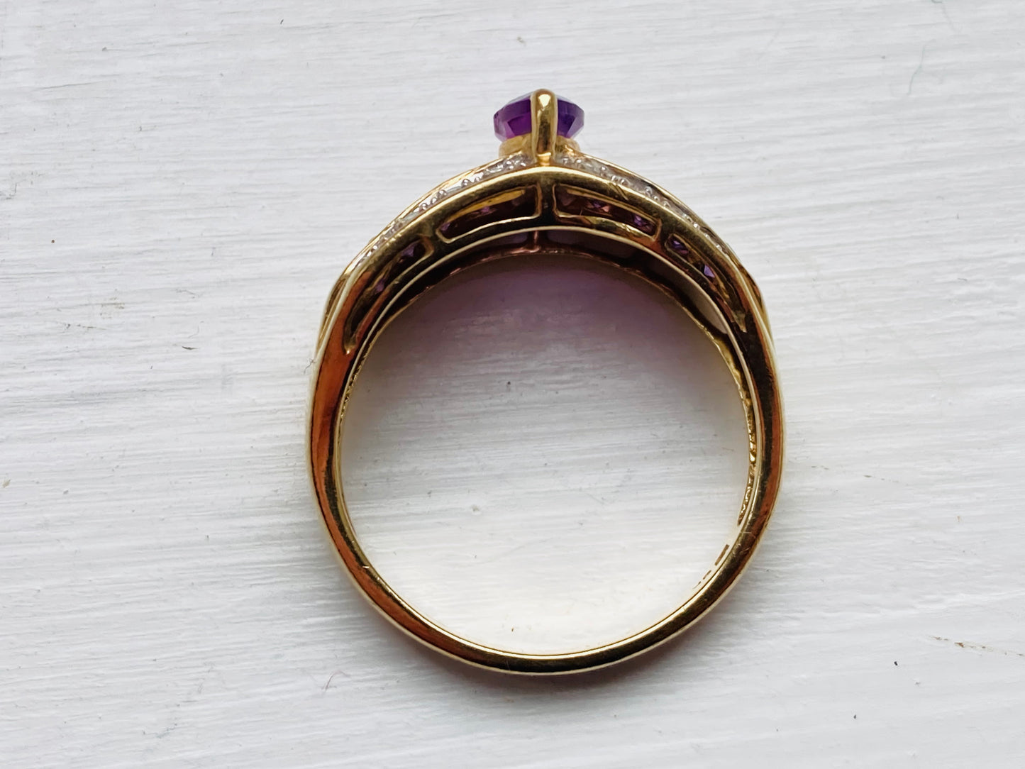 9ct Gold Amethyst & Diamond Ring