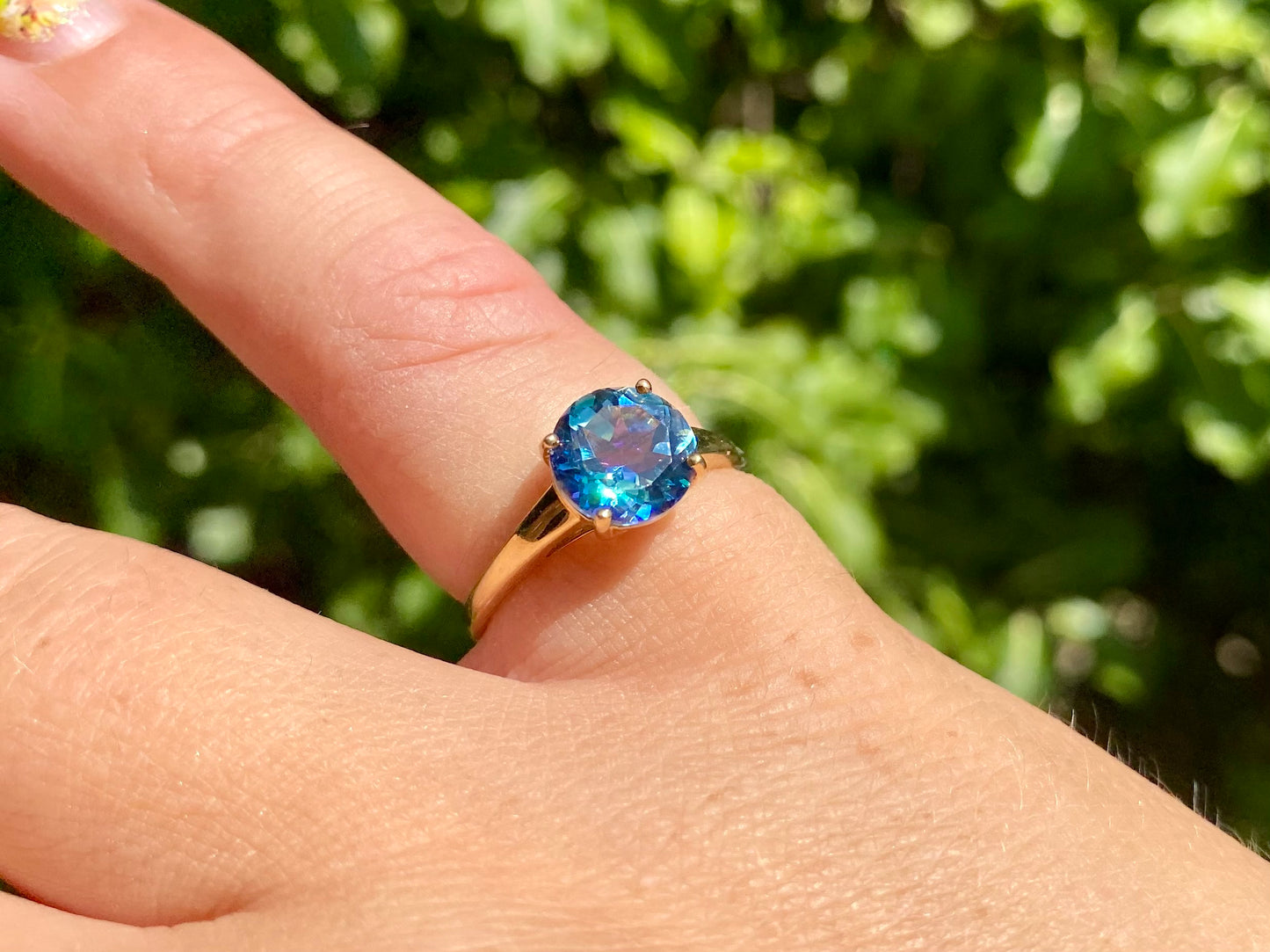 9ct Gold Topaz Ring
