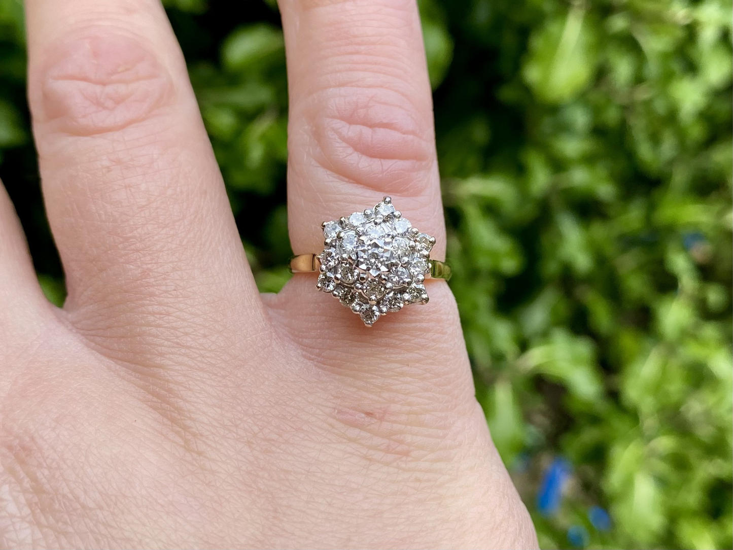 Vintage 18ct Gold Diamond Cluster Ring