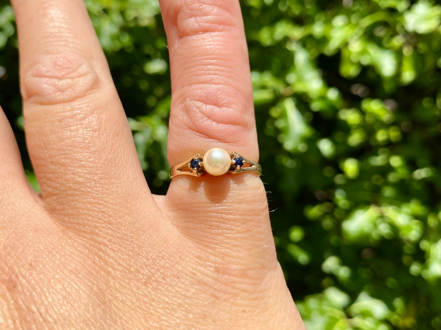 Vintage 9ct Gold Sapphire & Pearl Ring