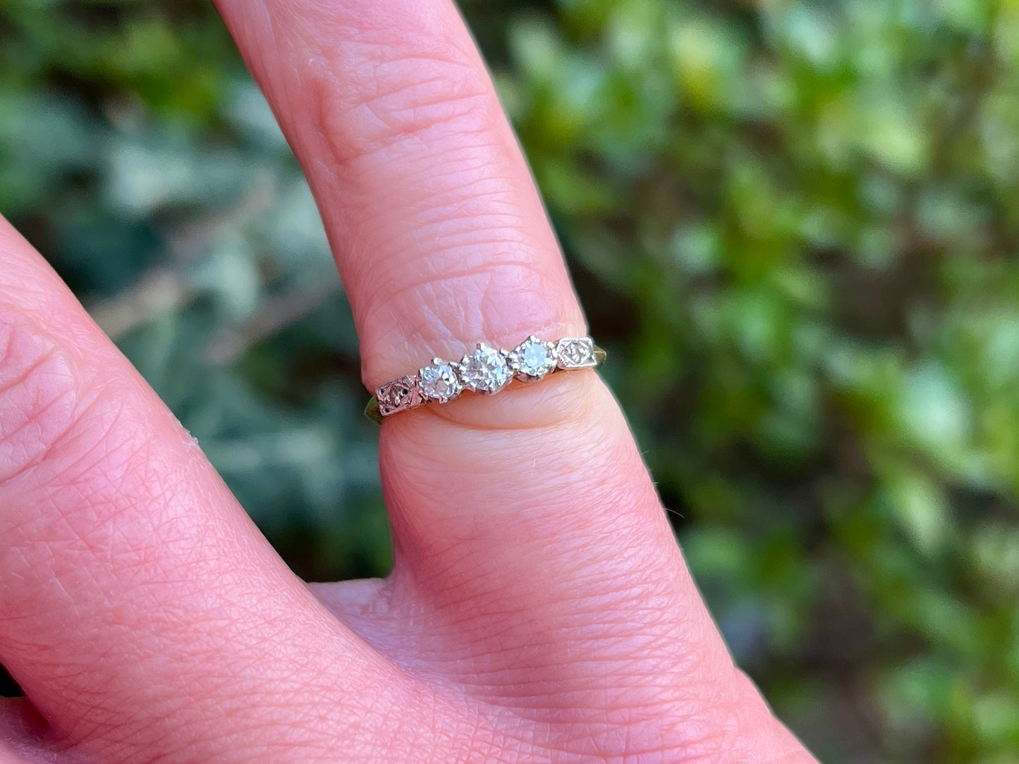 Vintage 18ct Gold Diamond Ring