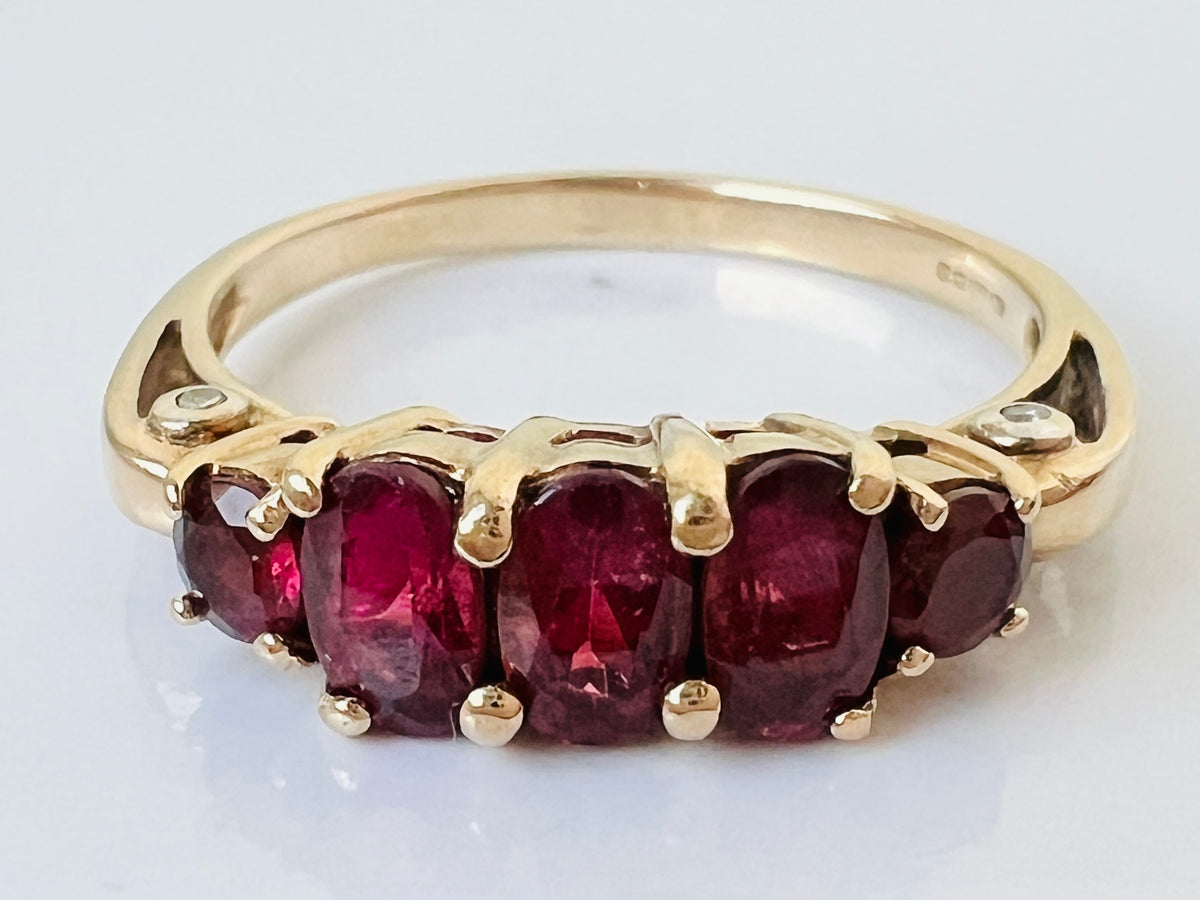 9ct Gold Rhodolite Garnet & Diamond Ring