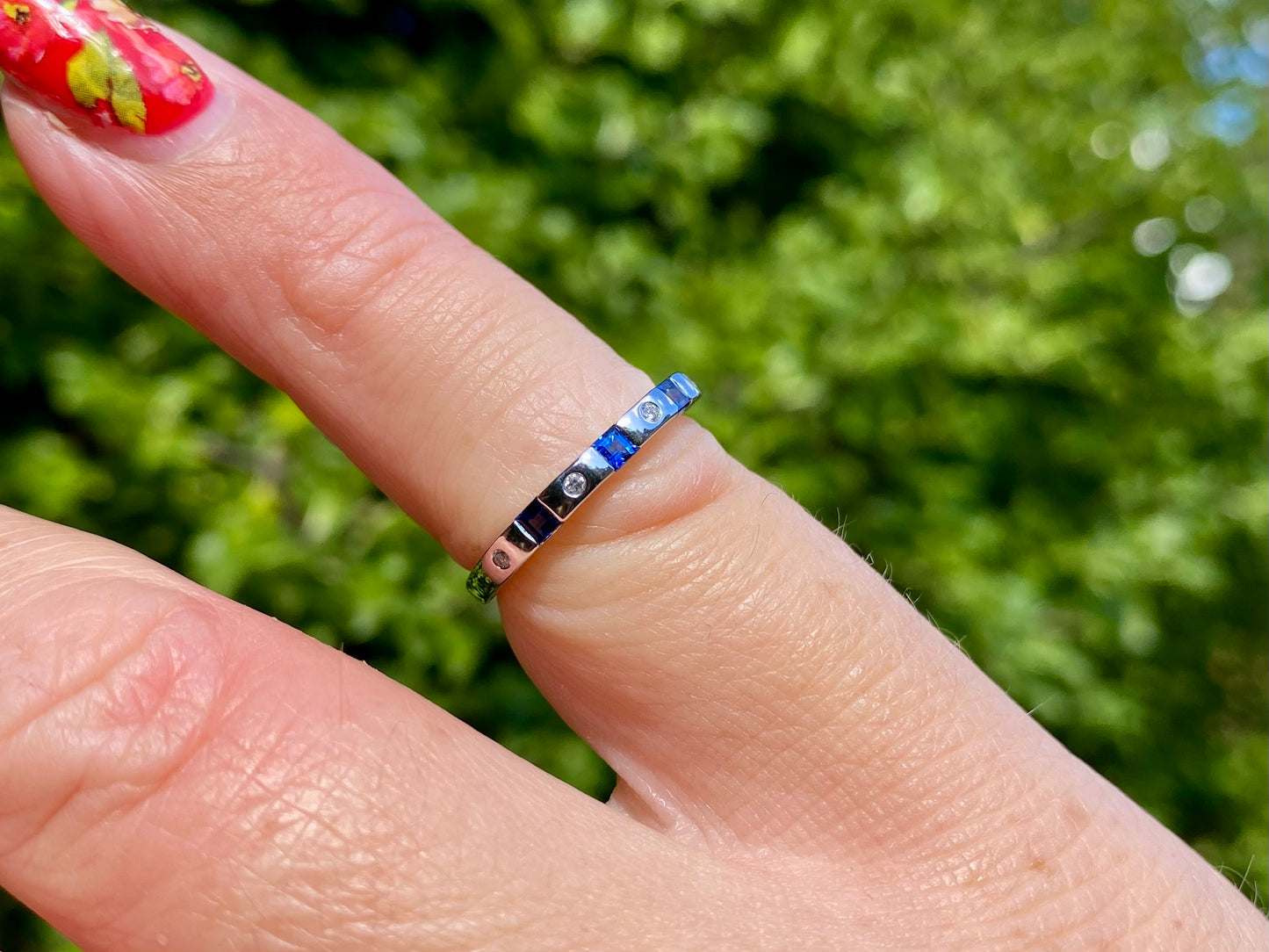 9ct Gold Sapphire & Diamond Ring