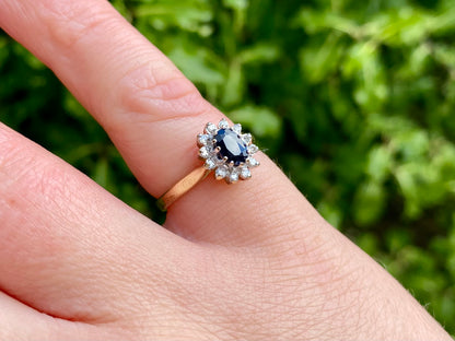 9ct Gold Sapphire & Diamond Ring