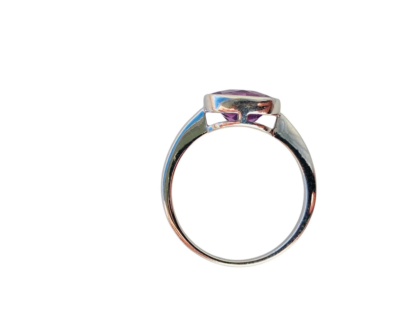 9ct Gold Amethyst Ring