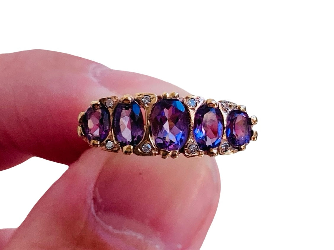 9ct Gold Amethyst & Diamond Ring