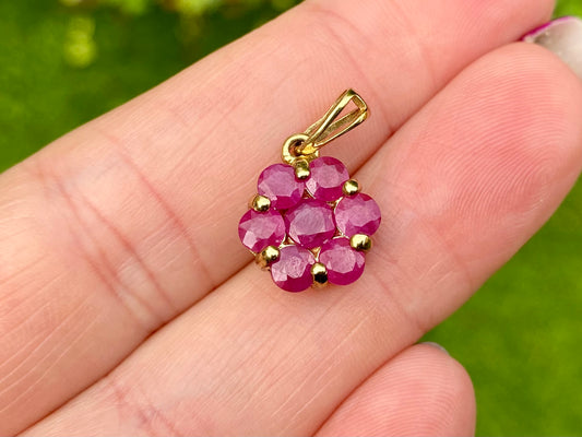 9ct Gold Ruby Floral Pendant