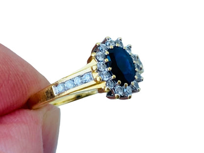 18ct Gold Sapphire & Diamond Ring
