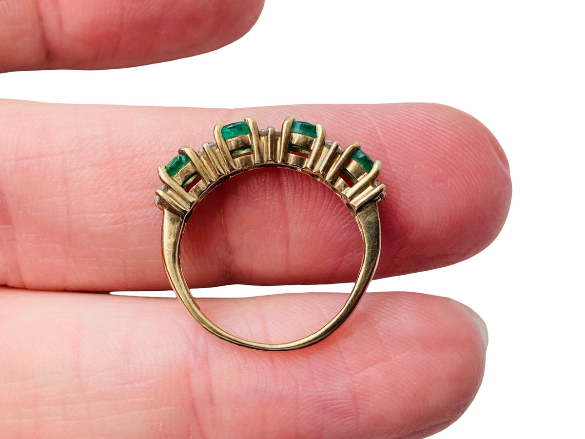 9ct Gold Emerald & Diamond Ring