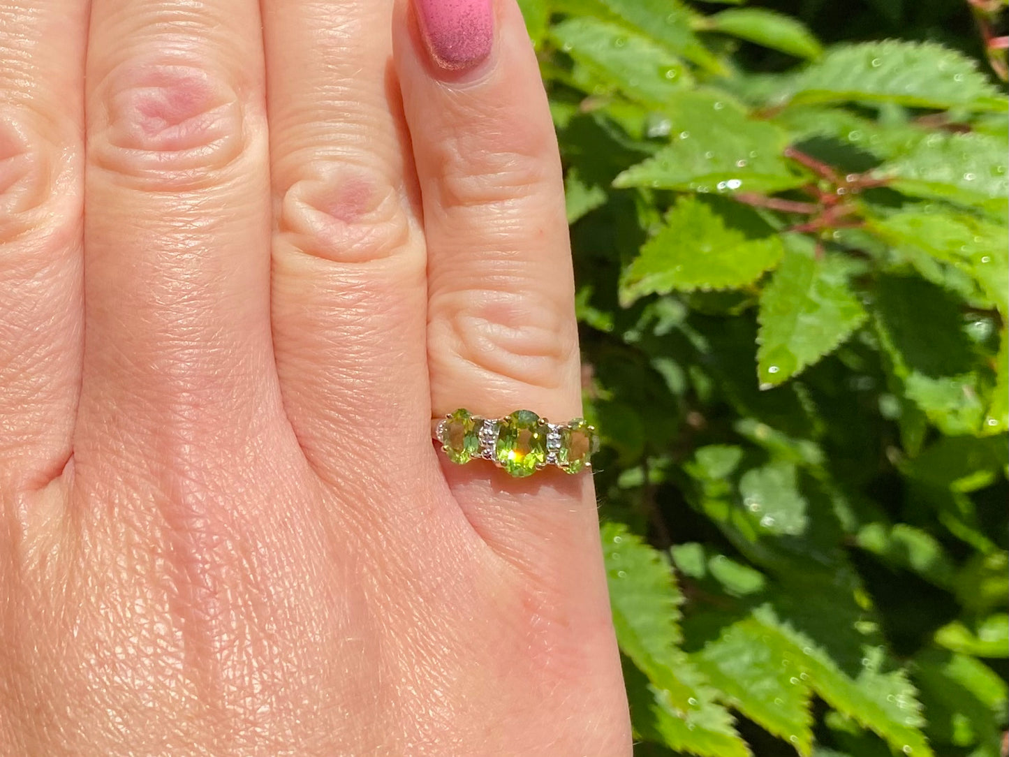 9ct Gold Peridot & Diamond Ring