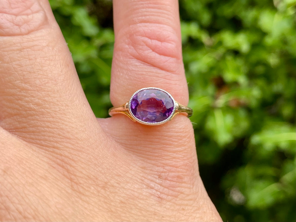 Antique 9ct Gold & Platinum Amethyst Ring