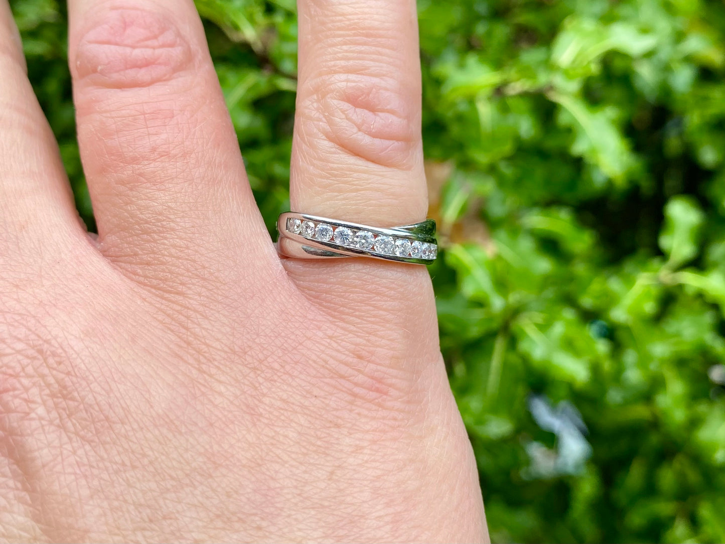 9ct Gold 0.50ct Diamond Crossover Ring
