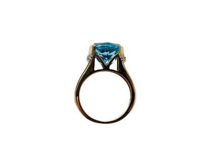 9ct Gold Topaz & Diamond Ring