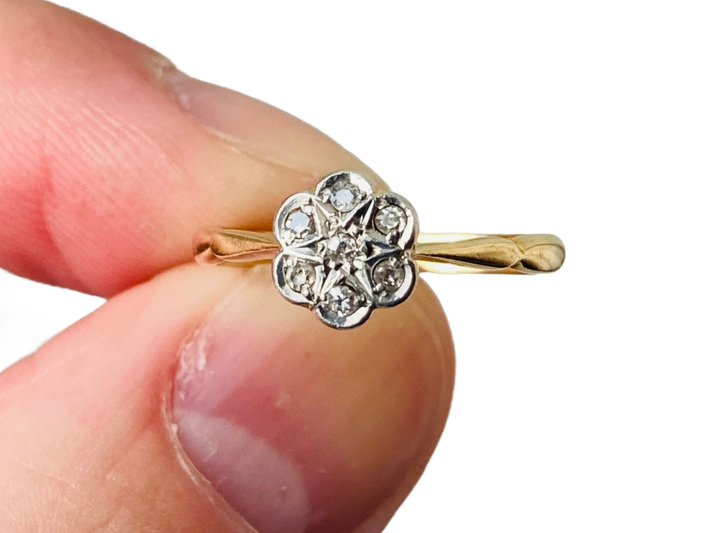 Antique 18ct Gold Diamond Daisy Ring