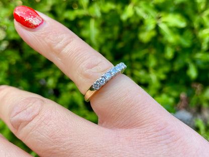Vintage 18ct Gold Seven-Stone Diamond Ring
