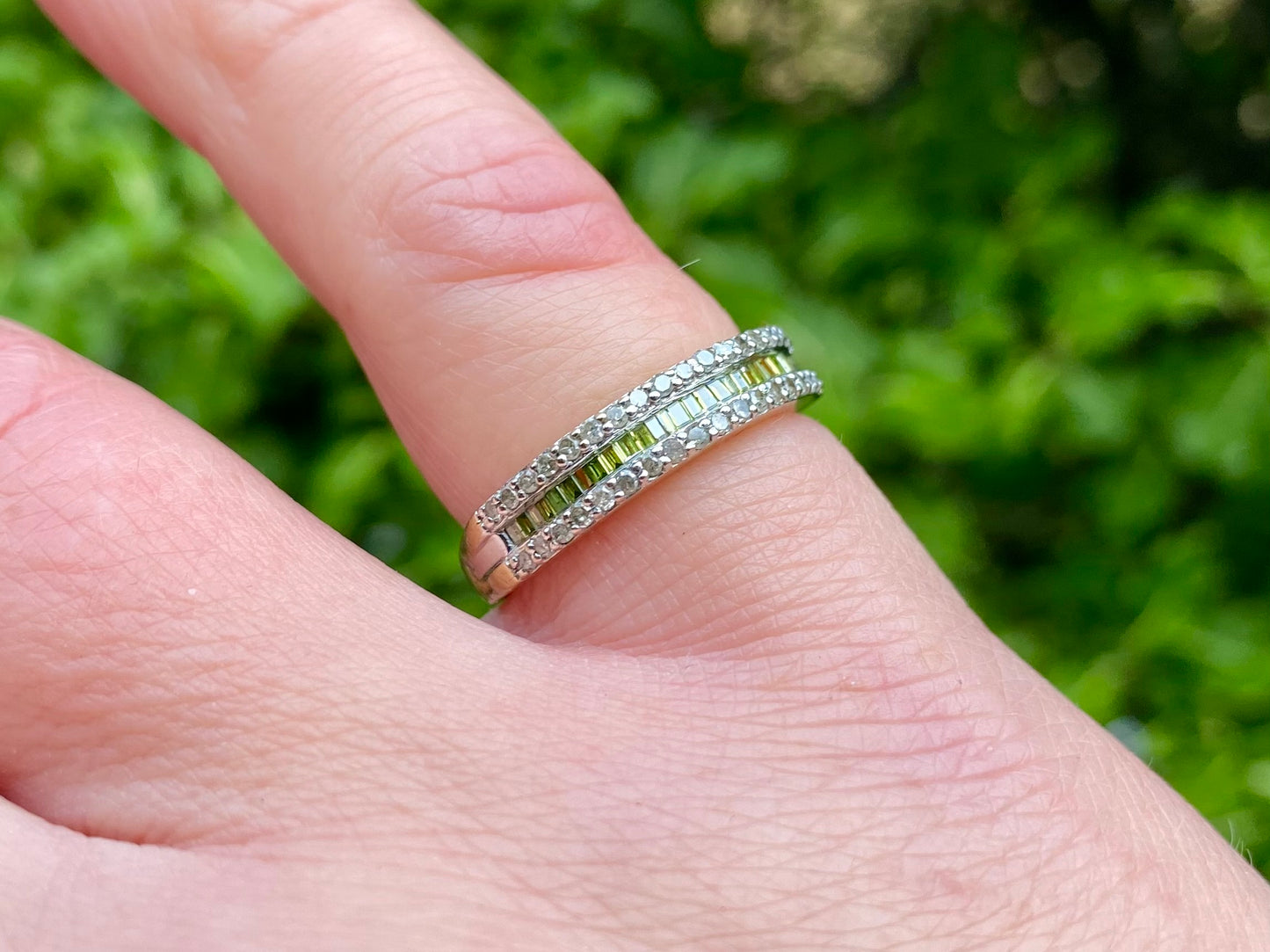 9ct Gold Green & White Diamond Ring