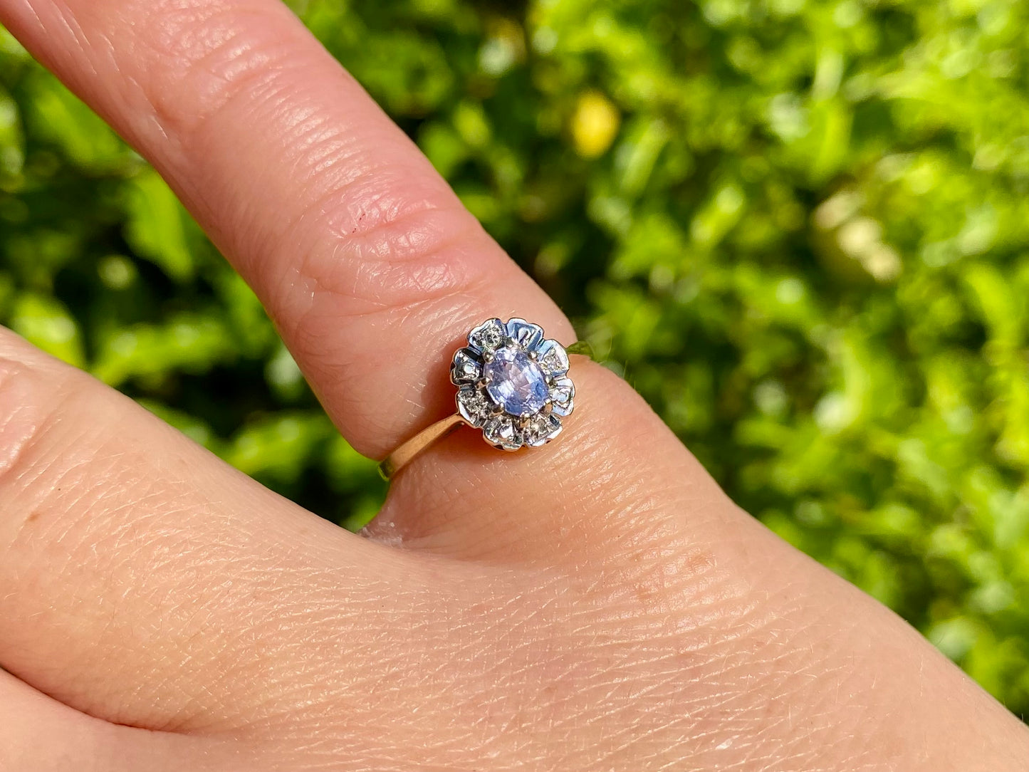 9ct Gold Sapphire & Diamond Ring