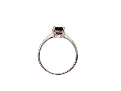 9ct Gold London Blue Topaz Ring