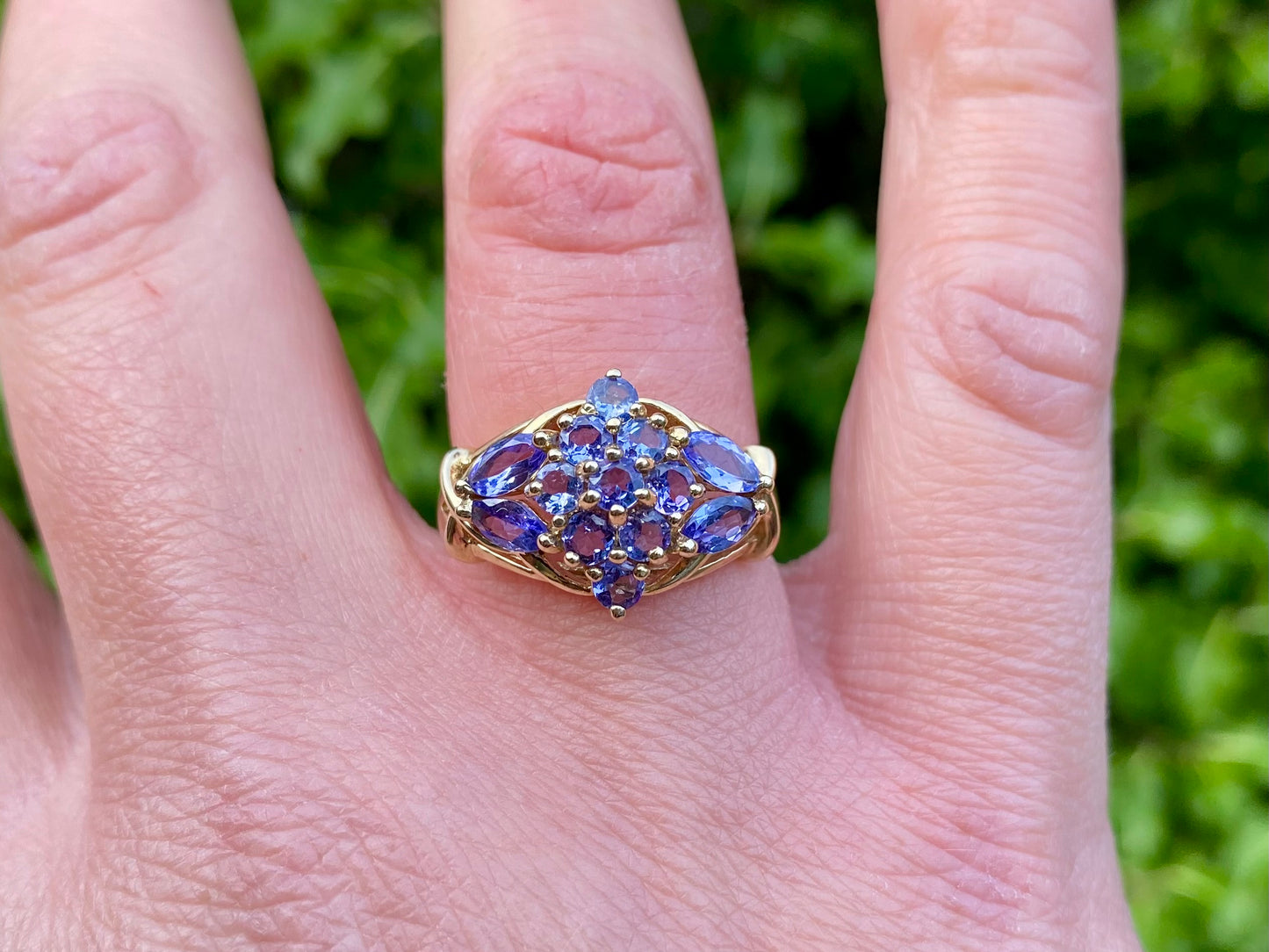 9ct Gold Tanzanite Ring