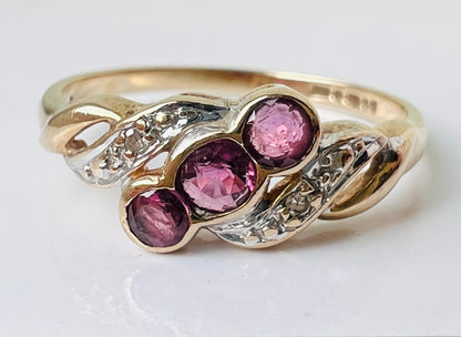 Vintage 9ct Gold Ruby & Diamond Ring